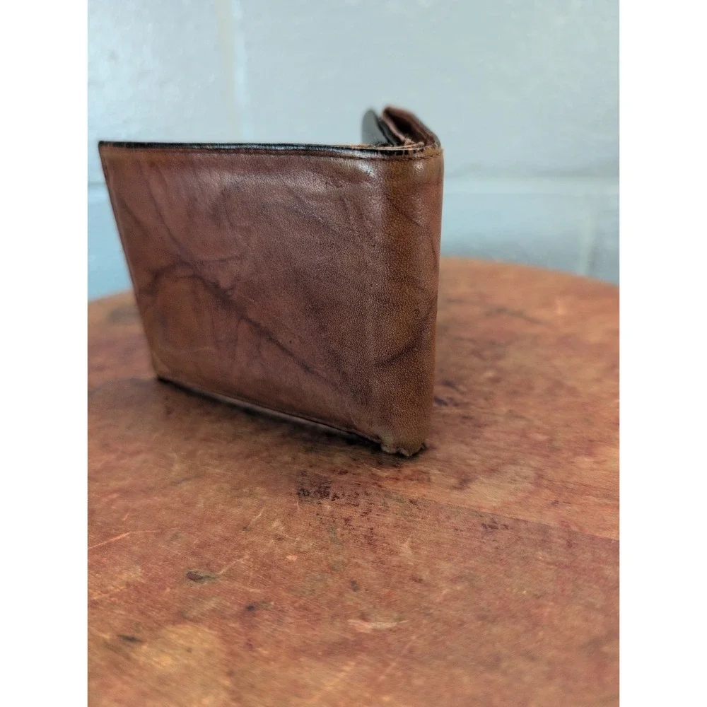 Buxton Genuine Top Grain Leather Bifold Wallet Brown
